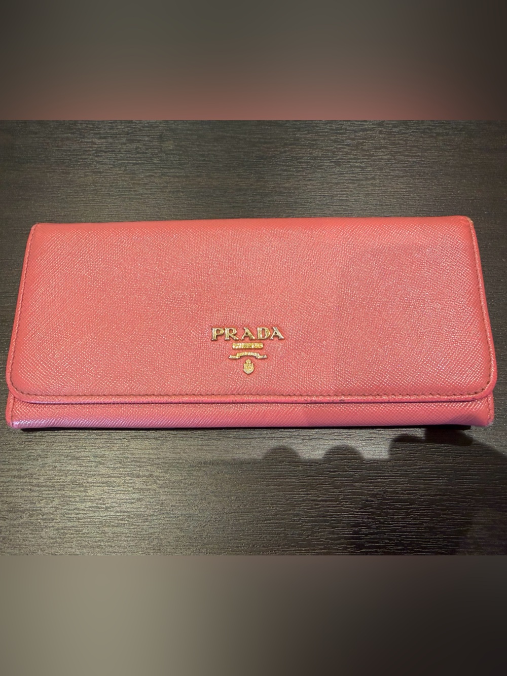 Prada Preloved Pink Saffiano
Leather Wallet w/ COA and Crossbody chain.